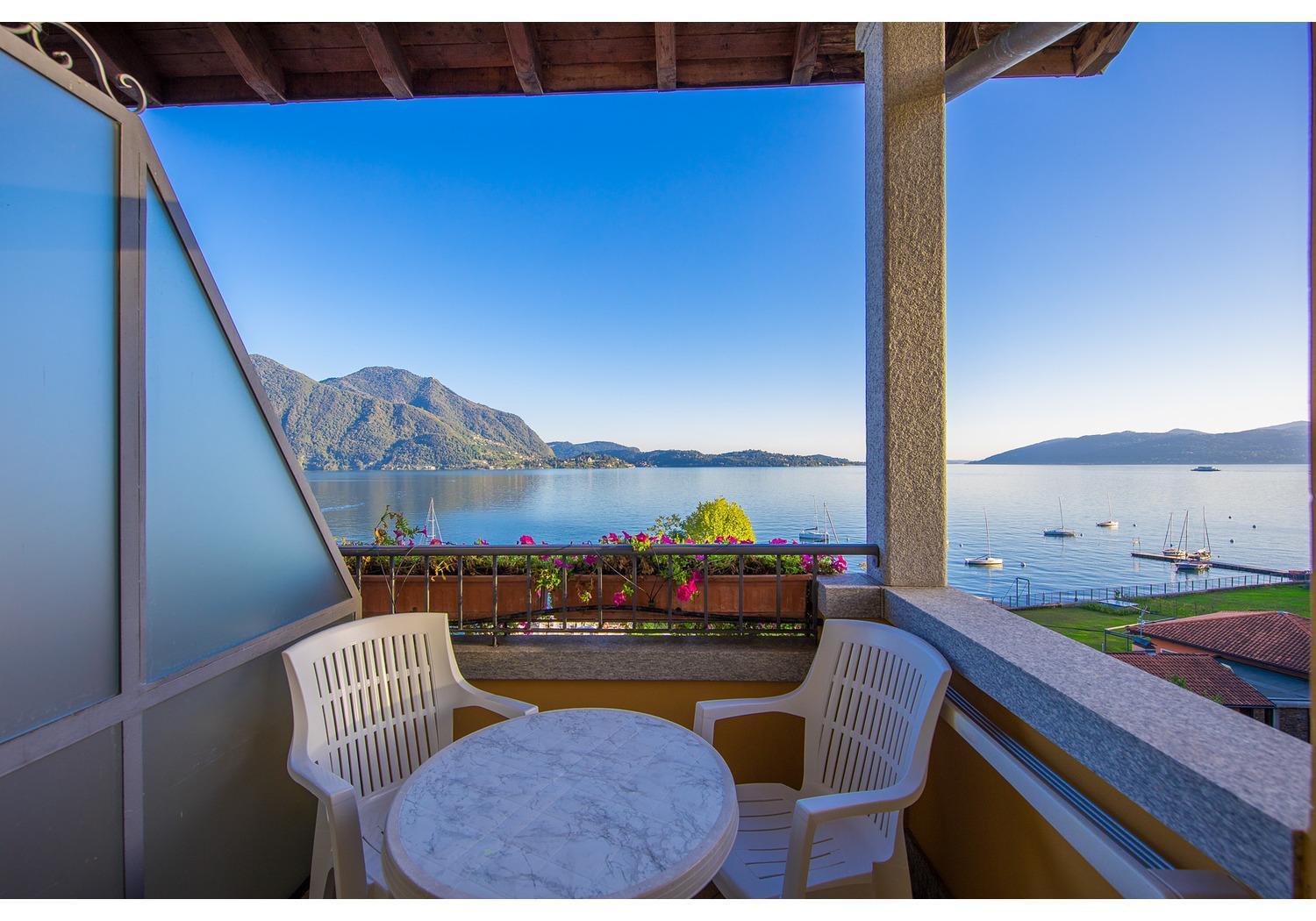 Hotel Residence Zust Βερμπάνια Εξωτερικό φωτογραφία