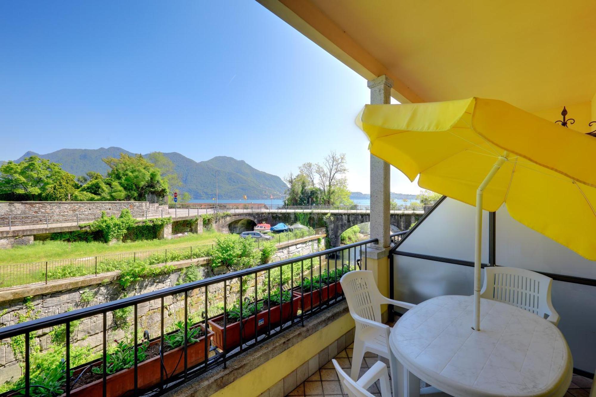 Hotel Residence Zust Βερμπάνια Εξωτερικό φωτογραφία